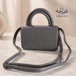 کیف دوشی زنانه مدل تینی رنگ خاکستری همراه با بند دوشی
