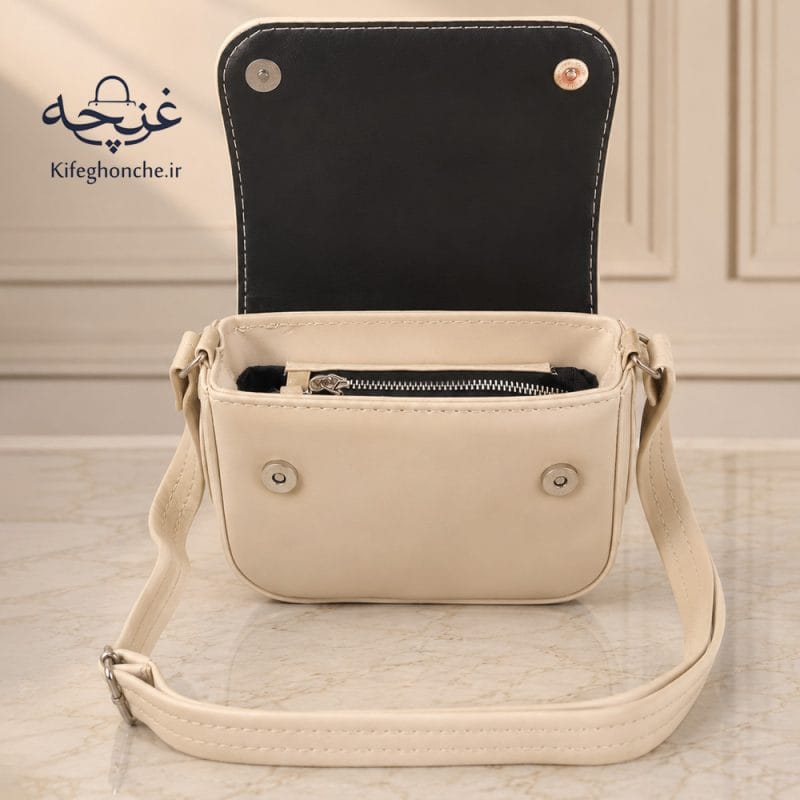 کیف دوشی زنانه مدل گندم رنگ کرمی از نمایه داخل