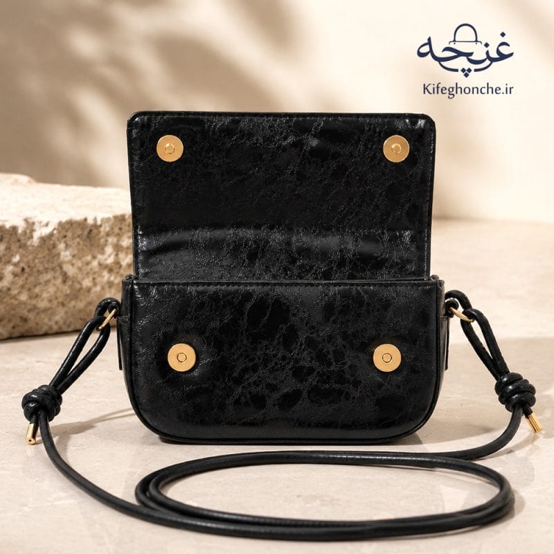 کیف دوشی زنانه مدل سوفیا رنگ مشکی از نمایه داخل